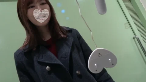 FC2-PPV-4560194 Sensitive and beautiful woman, unique body ♡ Haruka vibrator walking date x mouth ejaculation! [High school office]