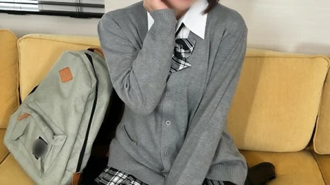 FC2-PPV-3180156 * Limited quantity for the first time * [Whip whip teenager] Basketball club, Sora-chan, 18 years old, uniform sex after school, continuous vaginal cum shot of uncle’s sperm in a wet pussy