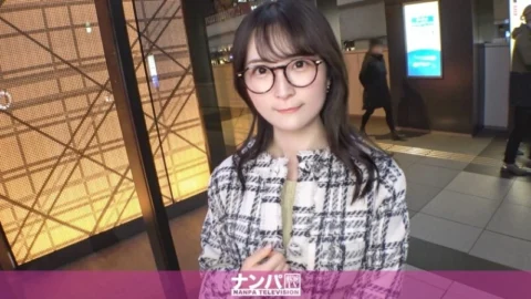 [UNCENSORED-LEAK] GANA-3242 “Serious Pick-Up, First Shoot. 2191 Using Strawberries as Bait to Pick Up a Fair-Skinned, Serious Amateur Who Looks Good in Glasses! Contrary to Appearance, She’s Had an Affair! Under Her Panties, She’s Got Thick