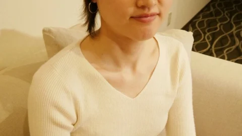 FC2-PPV-1407690 36-year-old slender beautiful married woman and Gonzo! Let me serve as a maid and make vaginal cum shot! !! [High image quality]