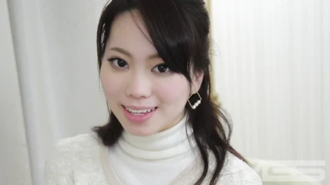ETQT-032 What kind of sex do you like wife? “It’s intense. I’m a little interested in SM, but I couldn’t say it because my husband would scold me.”