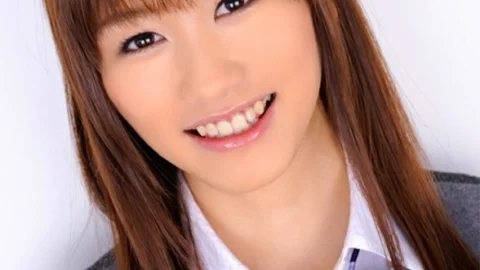 SERO-055 [Sokunuki] A girl in uniform who gets her pussy wet with a finger fuck on the train and gets ejaculated in her mouth with Deep Throating! I rubbed my pussy with my hand and put my finger inside. Another man is played to insert a cock into his mou
