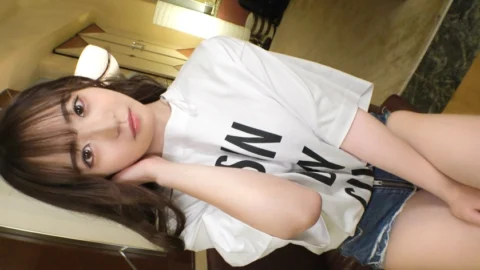 [UNCENSORED-LEAK] SIRO-5212 She rides a man’s body with her slender body finished at a resort part-time job and her tight ass! ! A cheerful girl dances wildly as her sensitive nipples are attacked! [First shoot] AV application on
